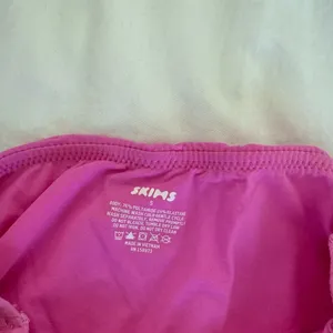 SKIMS strapless bodysuit - Pink thumbnail 2
