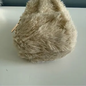 Lululemon Mini Sherpa Everywhere Nano Backpack Keychain Bag thumbnail 6