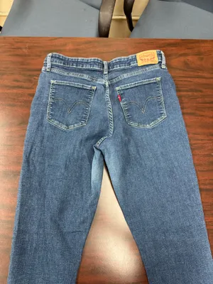 Levi’s Class Mid Rise Skinny Denim Jeans Size 31 (12) thumbnail 4