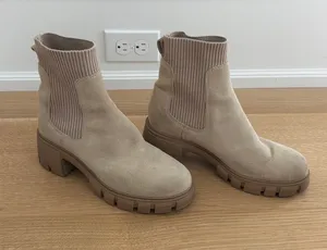 Steve Madden Boots thumbnail 1