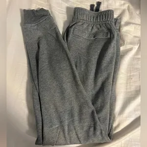 Under Armour sweatpants thumbnail 3
