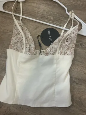 White Fox Top Boutique thumbnail 1