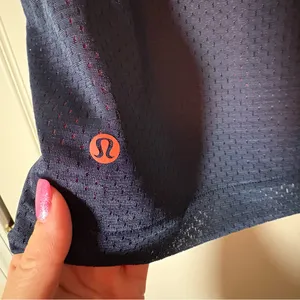 Lululemon Double-Layered Mesh Reversible Tank. NWT SZ Large TRNV/ATRU thumbnail 4