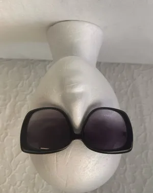 Sydnay Love Sunglasses Black Sun Protection Glasses Authentic Retro Classic thumbnail 1