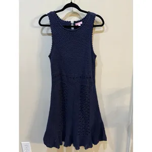 Lilly Pulitzer Molly Navy Harbor Crochet Sleeveless Sweater Dress Size Large thumbnail 3