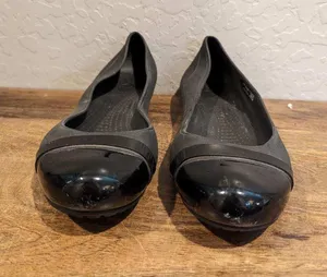 CROCS Patent Cap Toe Slip-On Flats Ballet Shoes black Size 9 Women’s thumbnail 1
