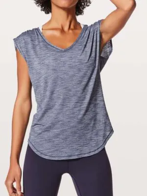 Lululemon Sweat Times Heathered Blue Short Sleeve Tee Size 6 thumbnail 1