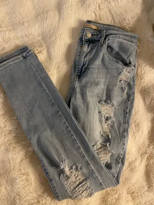 High-Rise Levi’s Skinny Jeans 721 thumbnail 1
