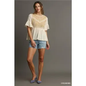 ✨NWT Umgee Floral‎ Lace Trimmed Detail Half Sleeve Babydoll Top thumbnail 4