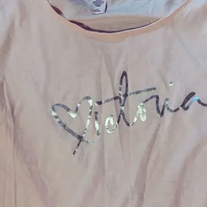 Victorias Secret tee shirt white‎ silver victoria logo stretch newvintage Size L thumbnail 3