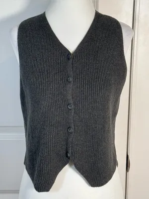 Universal Threads Sweater Vest M Grey Ribbed Button Front 90s Minimalist Preppy thumbnail 3