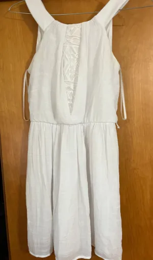 White Dress thumbnail 1