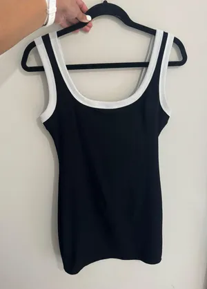 Dress thumbnail 1