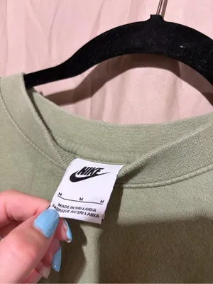 Nike crewneck thumbnail 2