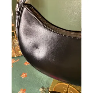 Black Crescent Shoulder Bag Smooth Faux Leather Modern Minimalist‎ Style thumbnail 3