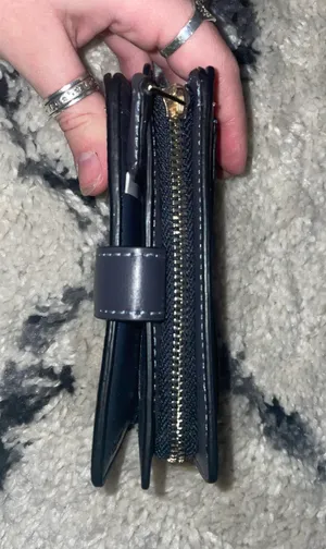 Coach wallet thumbnail 2