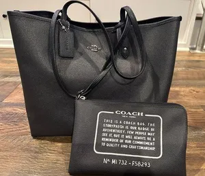 EUC reversible Coach tote with pouch thumbnail 1