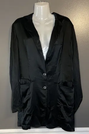 Express 100% Silk Women's Size Medium Two Button Black Single Breasted Blazer thumbnail 1