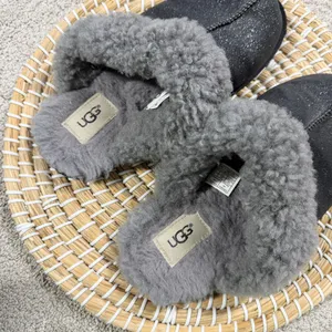 UGG Women’s Scuffette II Serein Slippers Slip-On Shearling Lined Black Sparkle 8 thumbnail 5