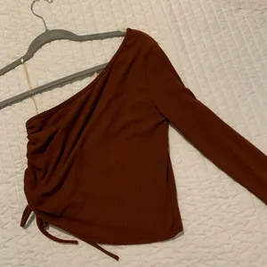 One-Shoulder Top Caution to the Wind Orange Autumn Color Long Sleeve Medium thumbnail 1