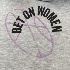 Fanatics Heather Gray Bet On Women WNBPA Basketball Sports Hoodie Sportswear 2XL thumbnail 6
