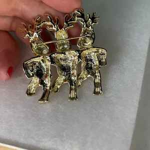 Vintage AJC three dancing deer gold tone brooch. thumbnail 4