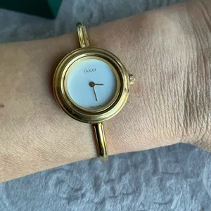 GUCCI interchangeable bezel watch set🔥🔥🔥 thumbnail 2