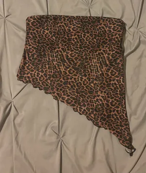 Edikted Cheetah Top thumbnail 1