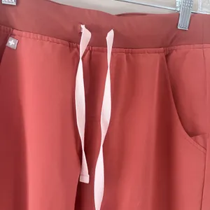 FIGS Canyon Zamora Jogger Scrub Pants | XS thumbnail 2
