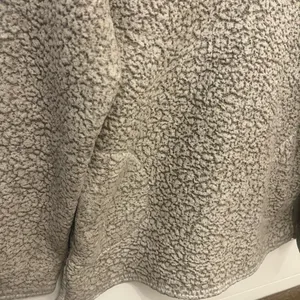 Love Tree‎ 1/4 Zip Soft Pullover 
Fleece
Size small thumbnail 2