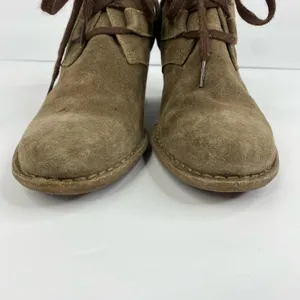 Clarks Artisan Womens 9.5 Carleta Lyon Tan Nubuck Leather Lace Up Booties thumbnail 2