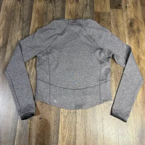 LULULEMON Hill And Valley Mock Neck Long Sleeve Top Size 6 Heathered Slate Crop thumbnail 7