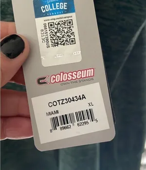 NWT Colosseum zippered long sleeve UofM thumbnail 5