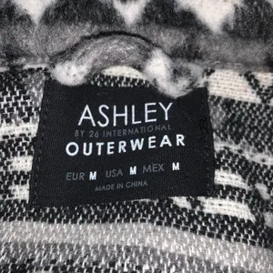 Ashley Outerwear Aztec Print Fleece Shacket Jacket Women's Size M Southwestern thumbnail 3