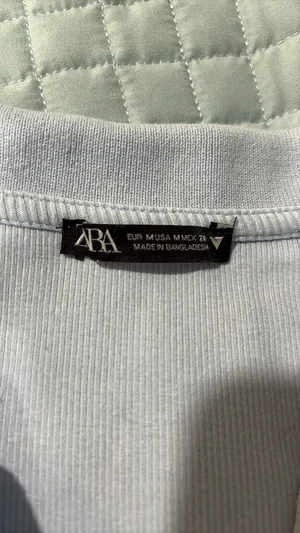 Zara Cropped Polo V-Neck thumbnail 5