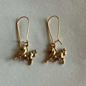 3/$20 Gold Tone Horse Cowgirl Long Drop Dangling Earrings thumbnail 2