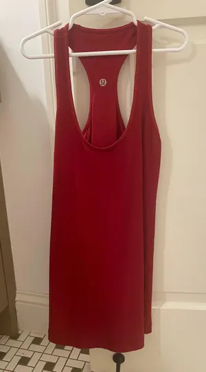 Lululemon Red Tank thumbnail 1
