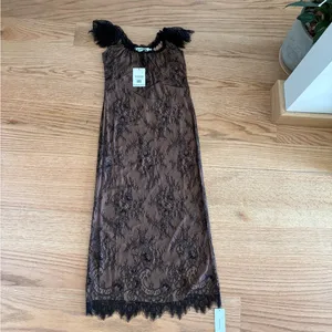 Rumored dress Size XS thumbnail 2