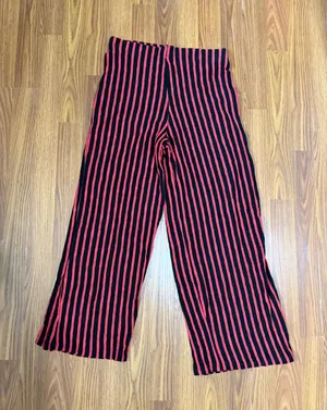 Zara Red & Black Striped Wide Leg Crop Pants Size Small. thumbnail 1