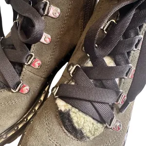 Steve Madden Suede Camo Hiking Boots Womens‎ Olive Green Faux Shearling Gorpcore thumbnail 2