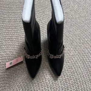 Juicy Couture Tommi Heeled boot Sz 6.5 thumbnail 4