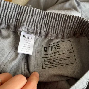 Figs Yola Skinny Scrub Pants- Size XS in Graphite Gray thumbnail 8