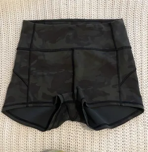 Lululemon High-Rise Shorts thumbnail 1