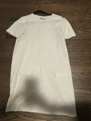 Dress thumbnail 2