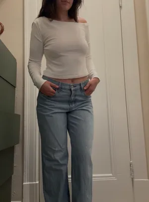 Princess Polly Asymmetrical Top Long Sleeve thumbnail 2