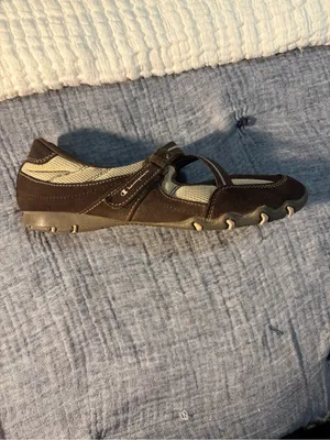 Y2K Vintage Champion Mary Jane’s in pink brown and beige. thumbnail 3