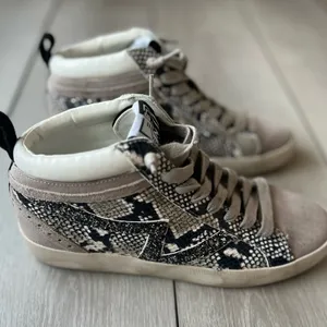Gianni Bini Women’s high top mixed print animal suede sneaker size 6.5 thumbnail 4