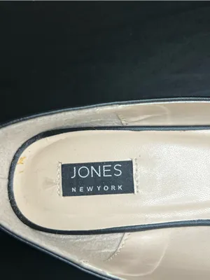 Jones New York Black Pointed-Toe Knot Flats thumbnail 5