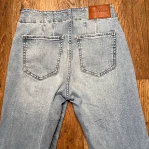 Lucky Brand Stevie High Rise Flare Jeans Light Wash 2/26 Double Button Boho thumbnail 10