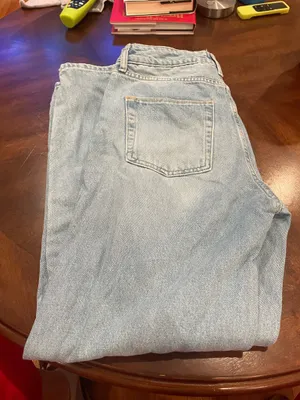 BDG Jeans Urban Outfitters Mom Distressed thumbnail 3